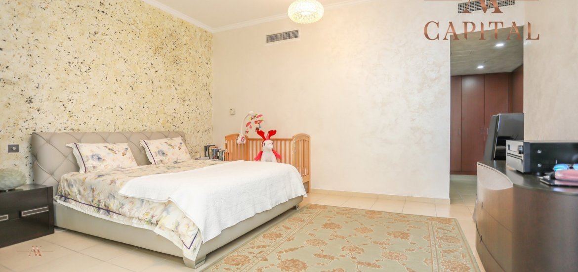 Купить квартиру в Джумейра Бич Резиденс, Дубай, ОАЭ 4 спальни, 251.5м2 № 23459 - фото 3