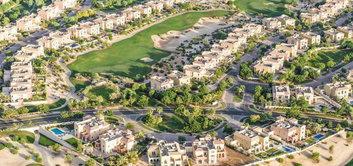 Villa for sale in Dubai Sports City, Dubai, UAE 5 bedrooms, 613 sq.m. No. 24194 - photo 6