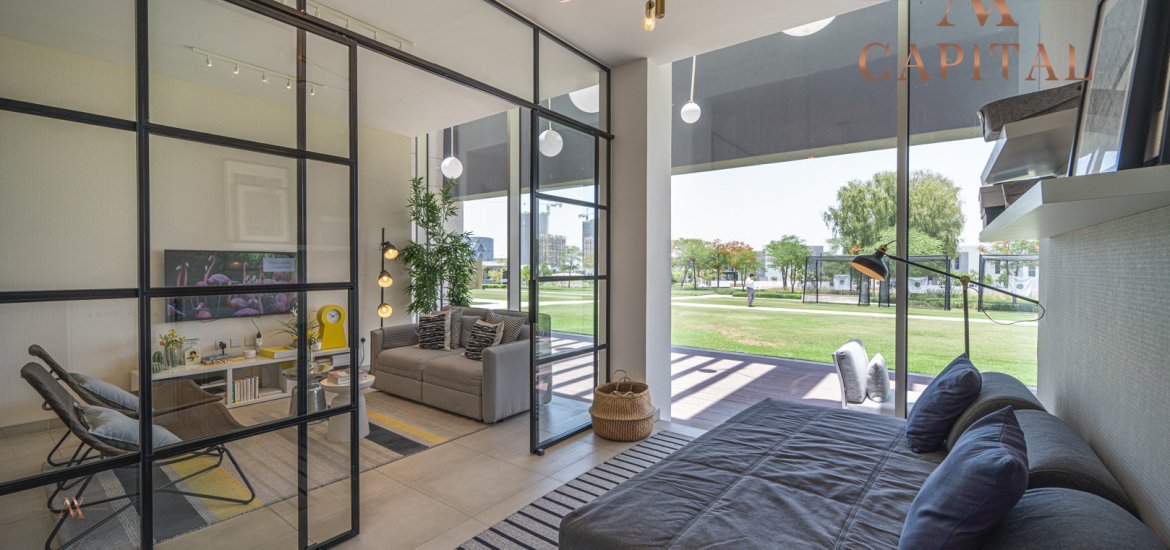 Apartment for sale in Dubai, UAE, 2 bedrooms, 67.2 m², No. 23708 – photo 1