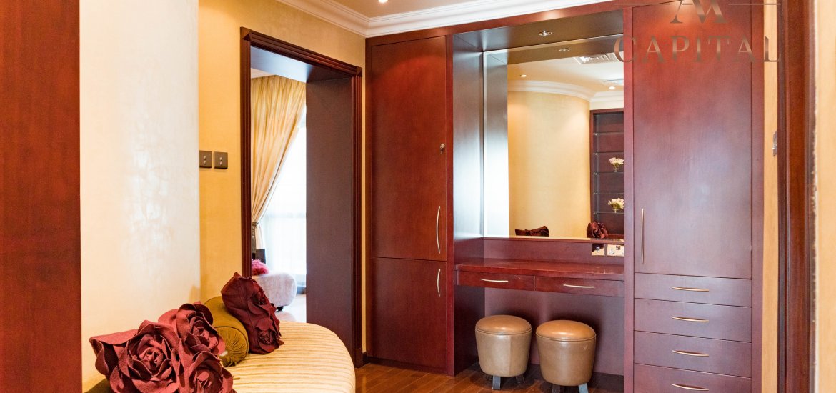 Villa for sale in Jumeirah Islands, Dubai, UAE 4 bedrooms, 1001.7 sq.m. No. 23549 - photo 13