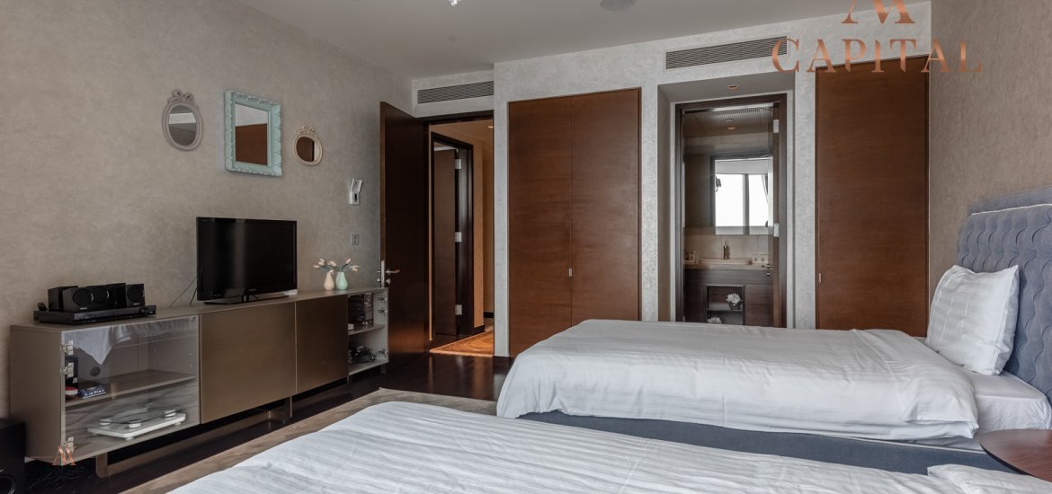 Apartment for sale in Dubai, UAE 3 bedrooms, 250.8 sq.m. No. 23675 - photo 10