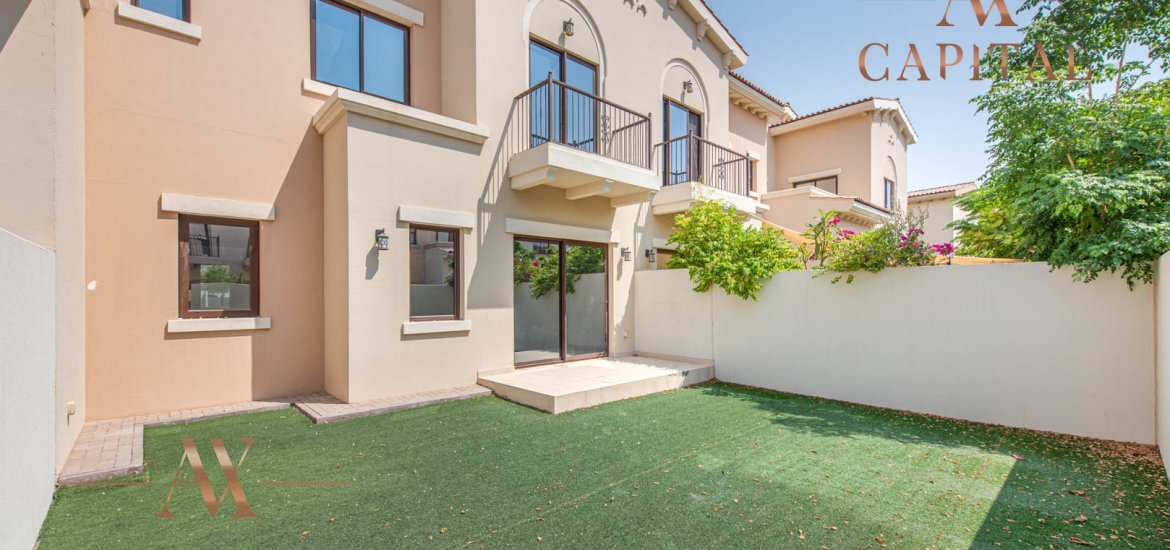 Villa for sale in Dubai, UAE, 3 bedrooms, 278.4 m², No. 23916 – photo 1