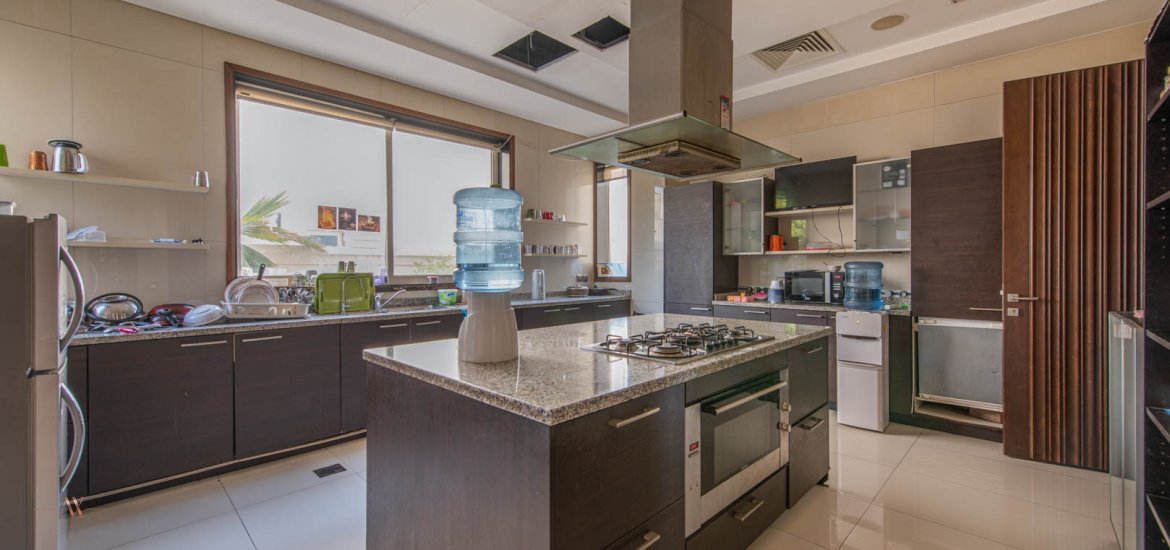 Villa for sale in Dubai, UAE, 6 bedrooms, 1114.8 m², No. 23630 – photo 10