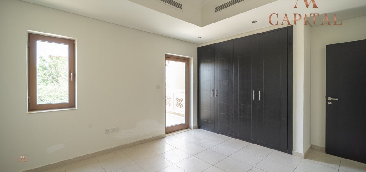 Villa in Al Furjan, Dubai, UAE, 5 bedrooms, 611.9 sq.m. No. 23701 - 20