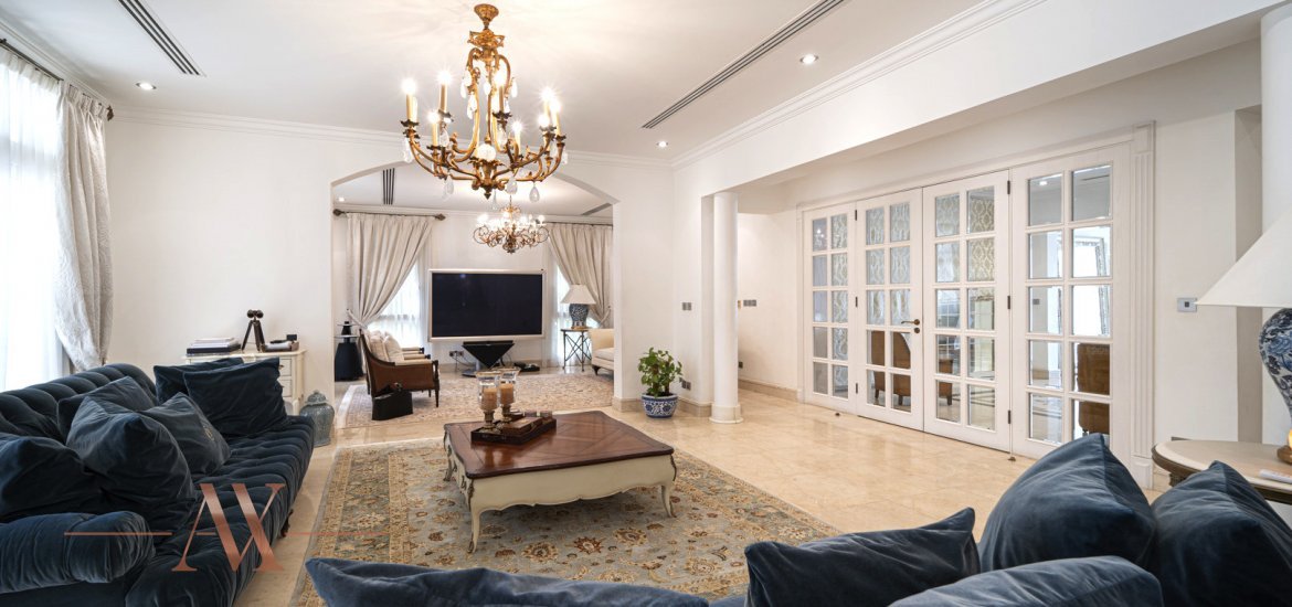Villa in Emirates Hills, Dubai, UAE, 5 bedrooms, 1365.2 sq.m. No. 23862 - 3