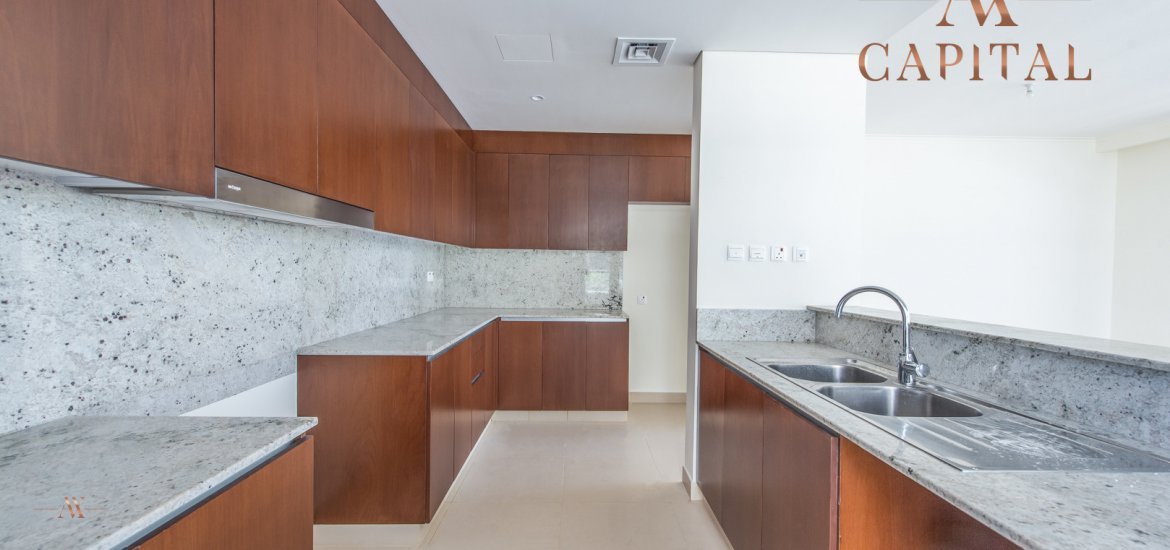 Apartment for sale in Dubai, UAE, 3 bedrooms, 182.6 m², No. 23576 – photo 3