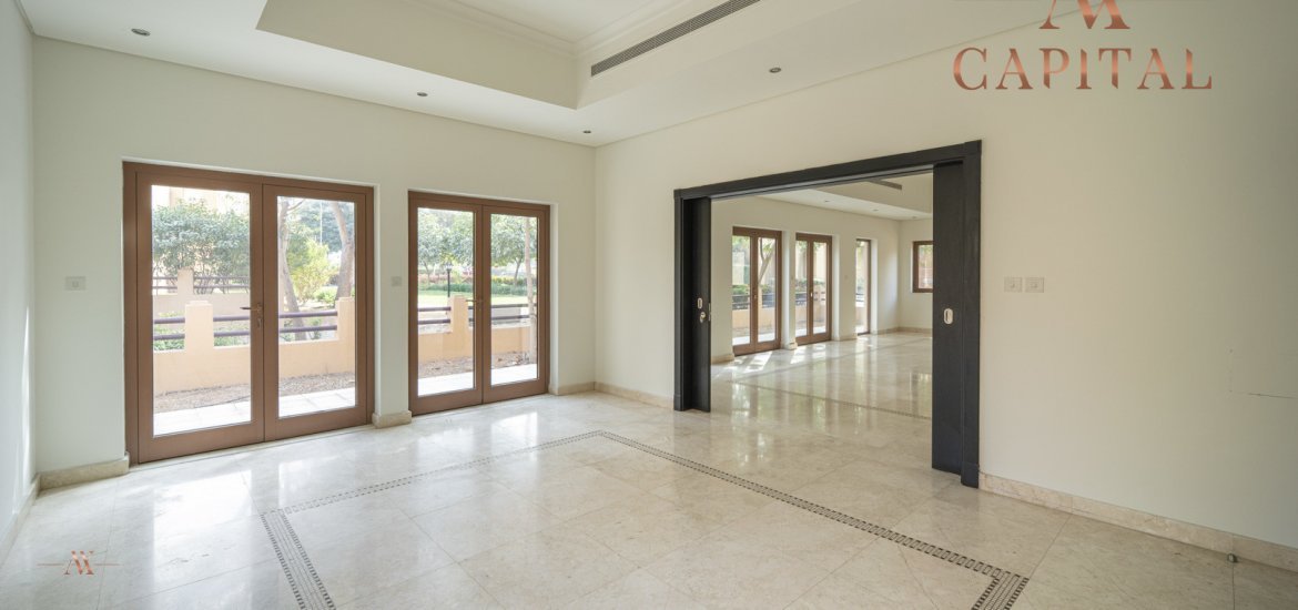 Villa for sale in Al Furjan, Dubai, UAE 5 bedrooms, 611.9 sq.m. No. 23701 - photo 1