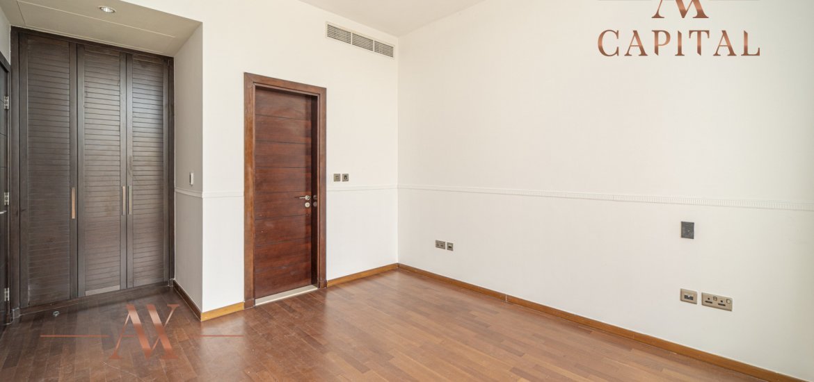 Apartment for sale in Dubai, UAE, 2 bedrooms, 155 m², No. 23774 – photo 9