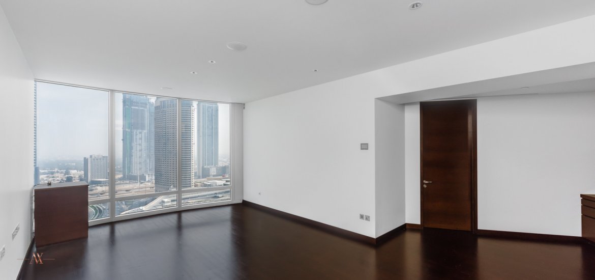 Apartment for sale in Dubai, UAE, 1 bedroom, 102.6 m², No. 23652 – photo 2