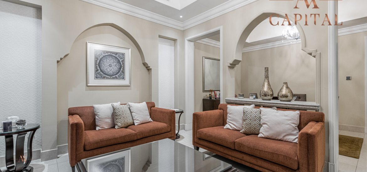 Apartment for sale in Old Town, Dubai, UAE 1 bedroom, 103.7 sq.m. No. 23592 - photo 4