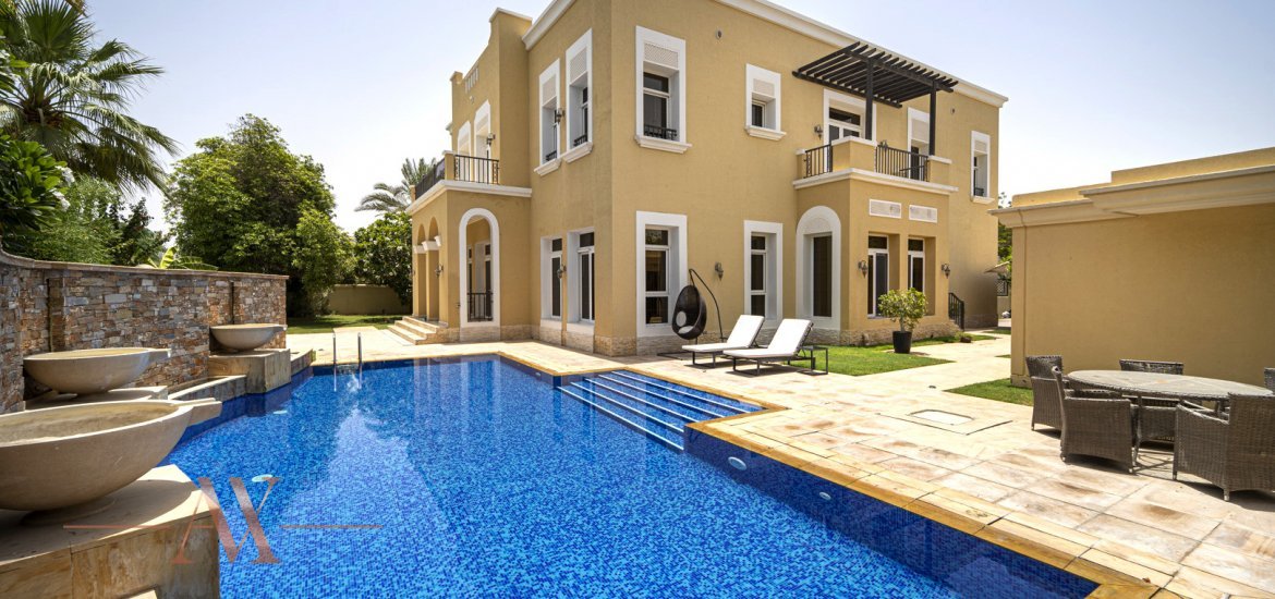 Villa in Emirates Hills, Dubai, UAE, 5 bedrooms, 1365.2 sq.m. No. 23862 - 1