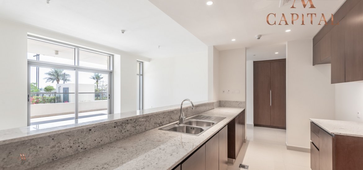 Apartment for sale in Dubai, UAE, 3 bedrooms, 205 m², No. 23492 – photo 1