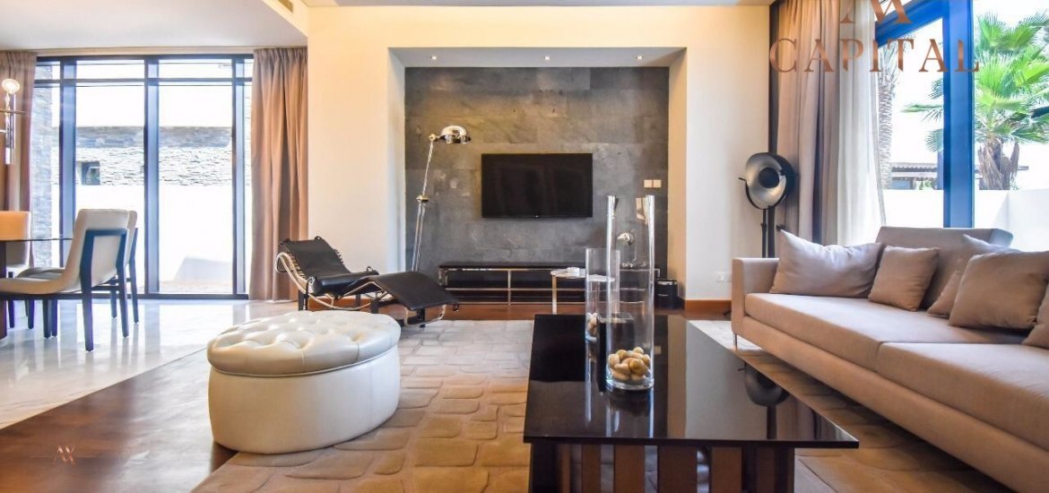 Villa for sale in DAMAC Hills, Dubai, UAE 3 bedrooms, 338 sq.m. No. 23502 - photo 2