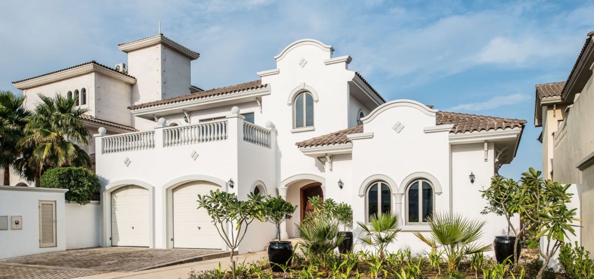 Villa for sale in Dubai Land, Dubai, UAE 5 bedrooms, 925 sq.m. No. 24661 - photo 1