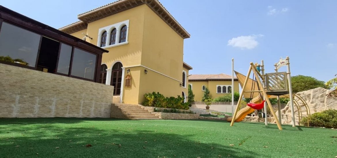 Villa for sale in Dubai Land, Dubai, UAE 4 bedrooms, 442 sq.m. No. 24660 - photo 2
