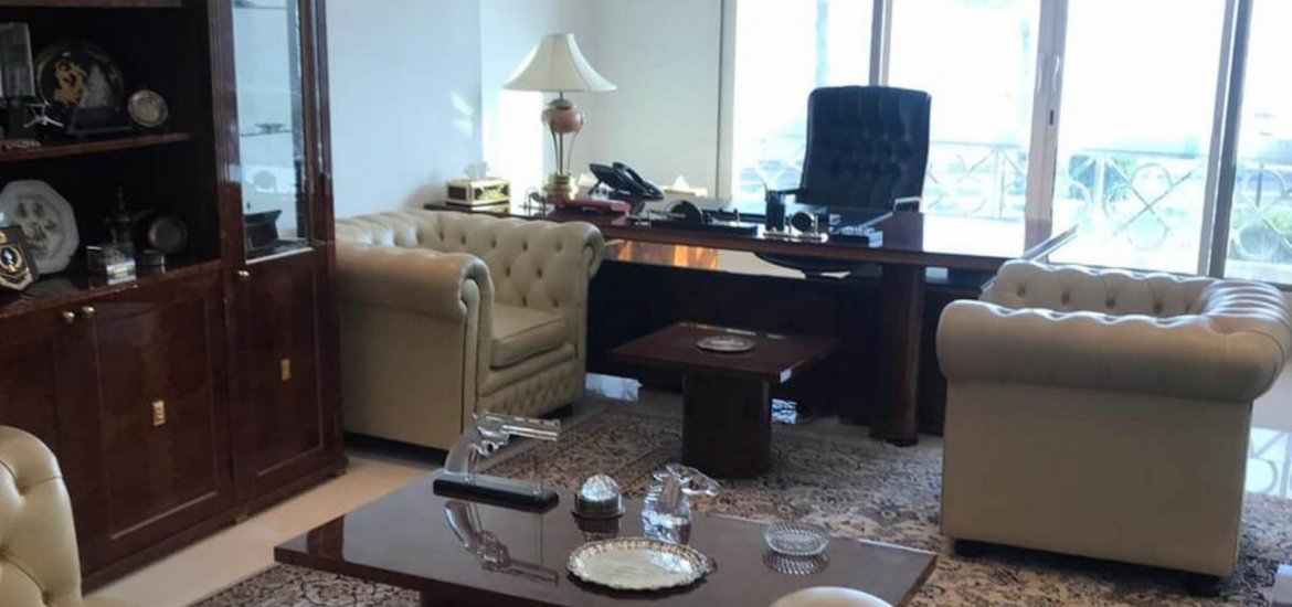 Apartment for sale in Umm Suqeim, Dubai, UAE 3 bedrooms, 204 sq.m. No. 24701 - photo 2