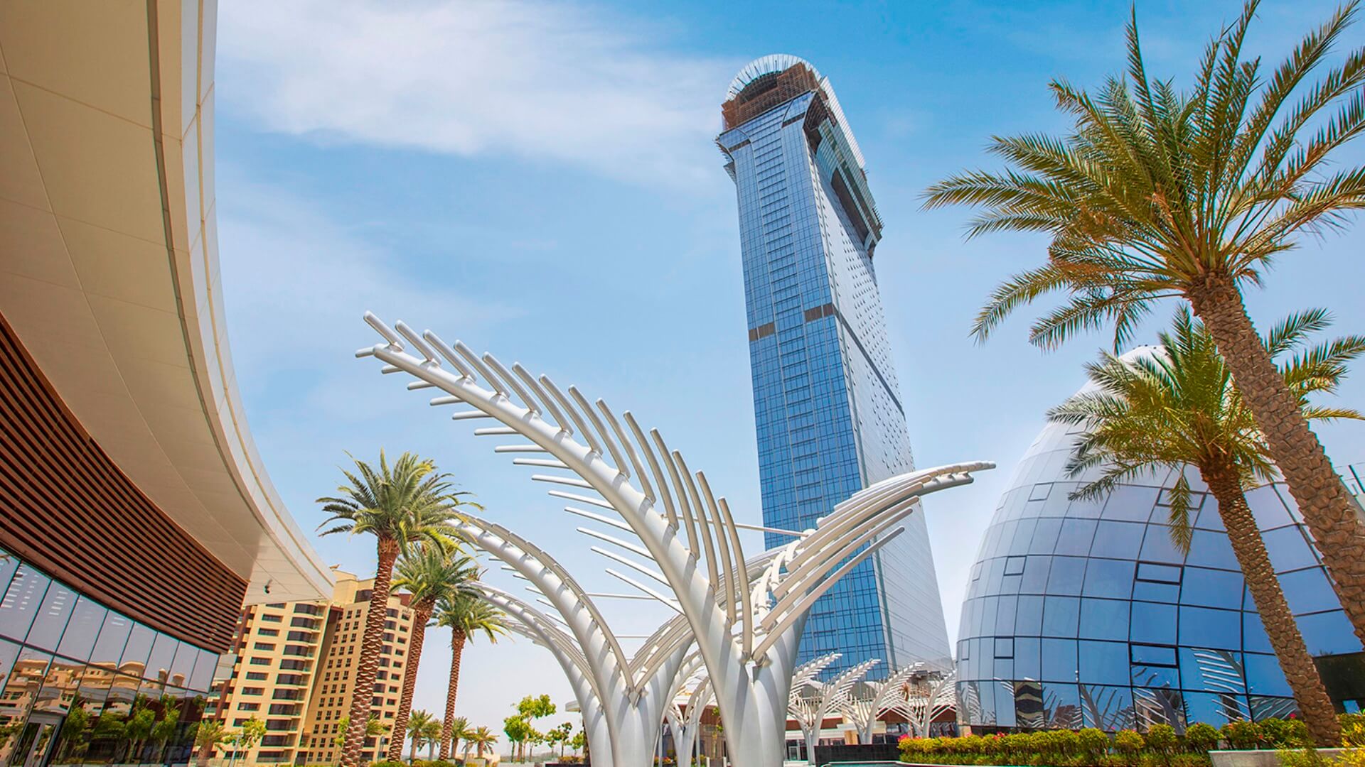 THE PALM TOWER by Nakheel Properties on Palm Jumeirah, Dubai - 2