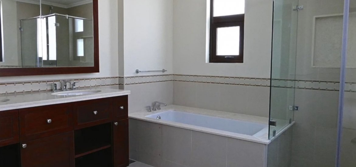 Villa for sale in Jumeirah, Dubai, UAE 3 bedrooms, 324 sq.m. No. 25128 - photo 4
