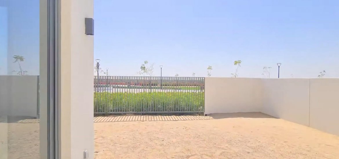 Villa for sale in Emaar South, Dubai, UAE 4 bedrooms, 275 sq.m. No. 25238 - photo 5