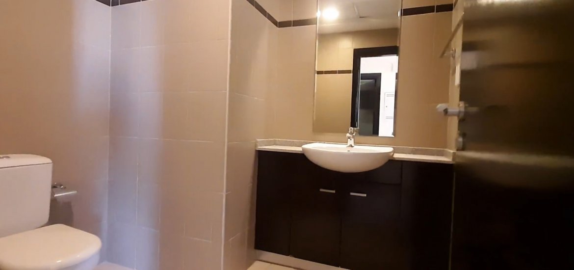 Apartment for sale in Remraam, Dubai, UAE, 1 bedroom, 92 m², No. 25592 – photo 4