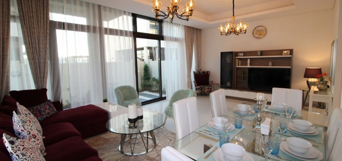 Villa for sale in DAMAC Hills, Dubai, UAE 4 bedrooms, 335 sq.m. No. 28196 - photo 1