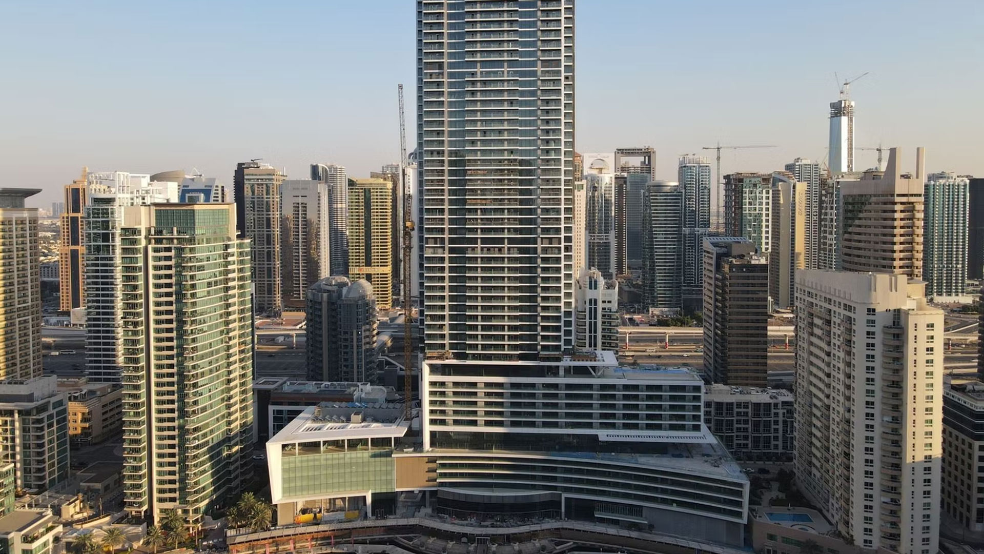 VIDA RESIDENCES DUBAI MARINA by Emaar Properties in Dubai Marina, Dubai - 5